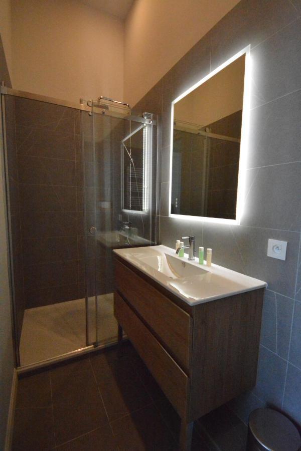 Les Folies De Chauvin Apartment Bordeaux Luaran gambar